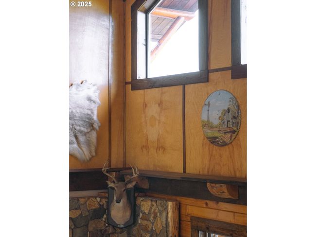 95787 Territorial Hwy, House other with 5 bedrooms, 2 bathrooms and 2 parking in Monroe OR | Image 37