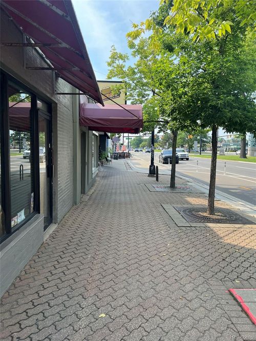 1-23150 Woodward Ave, Ferndale, MI, 48220-1341 | Card Image
