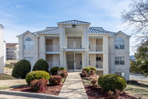 5-1-235 Meadow Brook Ln, Branson, MO, 65616-3965 | Card Image