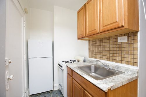 apt-3c-4602 N Beacon St, Chicago, IL, 60640-4617 | Card Image