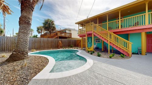1128 S 11th St, Port Aransas, TX, 78373-5771 | Card Image