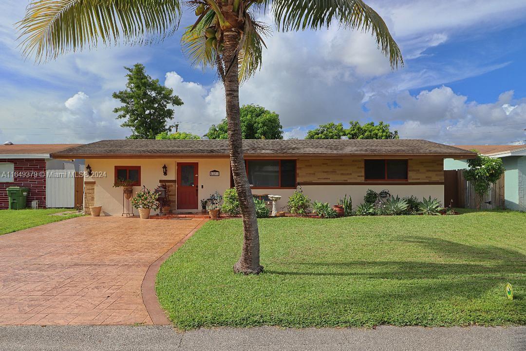 12th St, Pembroke Pines, FL 33024