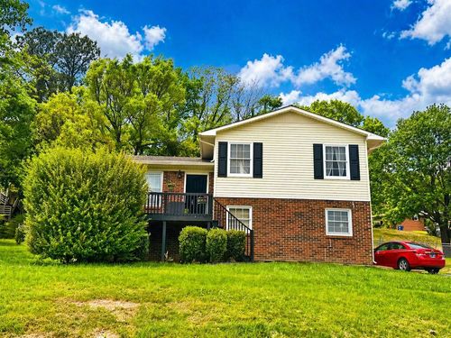 205 Edgewood St, Mount Pleasant, TN, 38474-1119 | Card Image