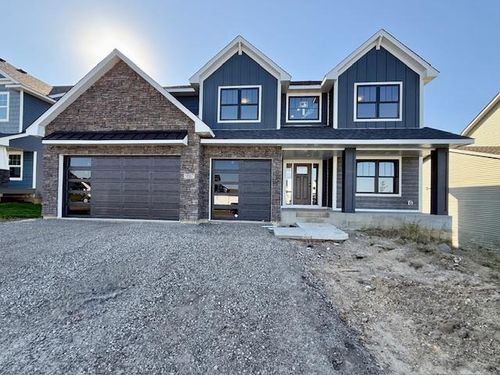 18567 Hidden Way, LAKEVILLE, MN, 55044-2812 | Card Image