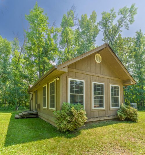 44100 Bow Ln, Isle, MN, 56342-1900 | Card Image