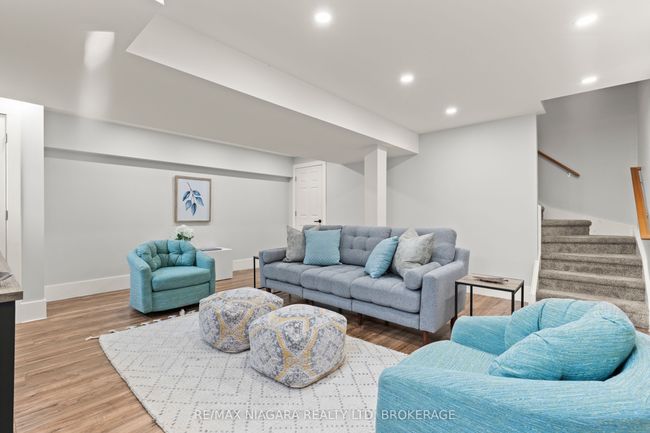1382 Mcnab Rd, House other with 2 bedrooms, 2 bathrooms and 10 parking in Niagara on the Lake ON | Image 38