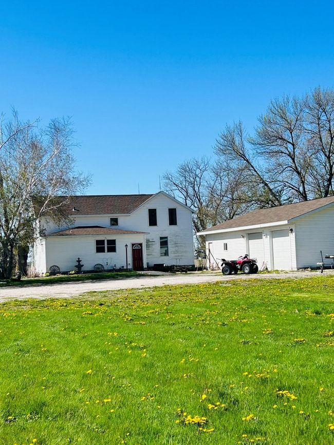 2271 200th Street, Home with 4 bedrooms, 1 bathrooms and 2 parking in Humboldt IA | Image 12