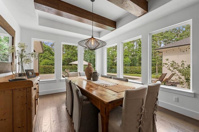 Dining room with beams and amazing natural light. | Image 20