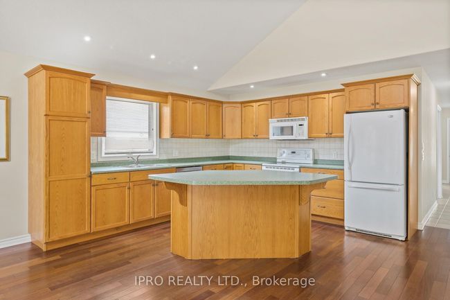 12 - 21 Loretta Dr, Condo with 3 bedrooms, 3 bathrooms and 4 parking in Virgil ON | Image 8