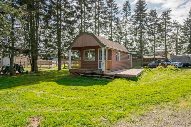 3643 254 St, House other with 10 bedrooms, 7 bathrooms and 20 parking in Aldergrove BC | Image 19