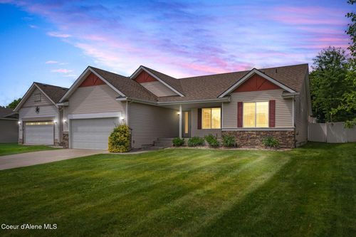 2633 N Partridge Loop, Post Falls, ID, 83854-4943 | Card Image