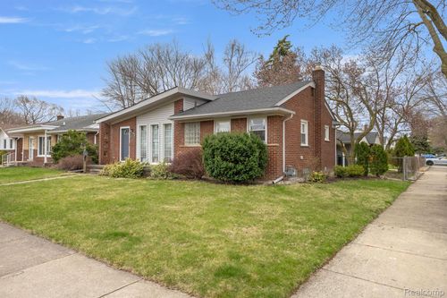 20447 Carlysle St, Dearborn, MI, 48124-3807 | Card Image