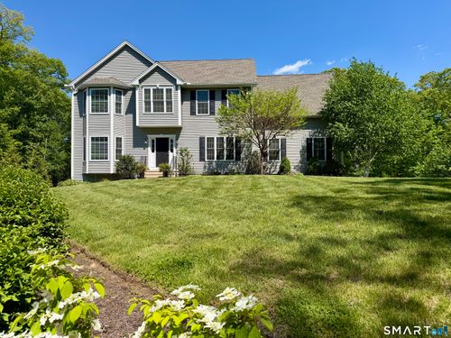 7 Jet Brook Rd, Newtown, CT, 06470-2504 | Card Image