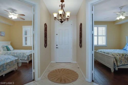 apt-604-400 Flagship Dr, NAPLES, FL, 34108-2395 | Card Image