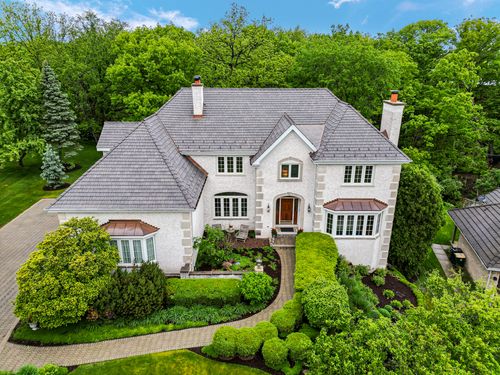 160 Circle Ridge Dr, Burr Ridge, IL, 60527-8379 | Card Image