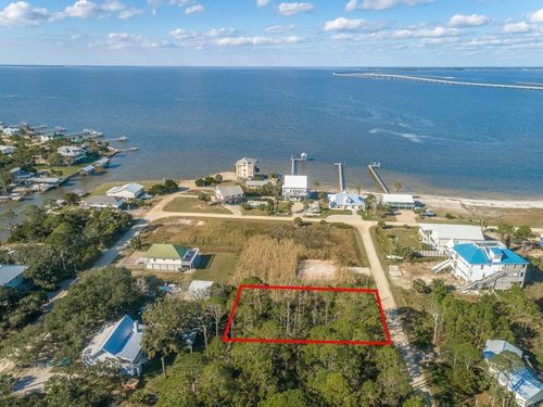 308 Quinn St, St. George Island, FL, 32328 | Card Image
