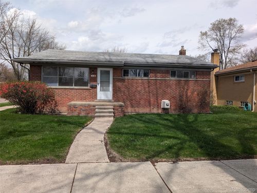 318 Royal Park Ln, Madison Heights, MI, 48071-4574 | Card Image
