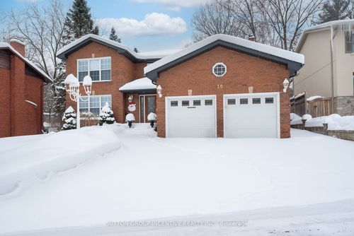 18 Valley Dr, Barrie, ON, L4N4R9 | Card Image