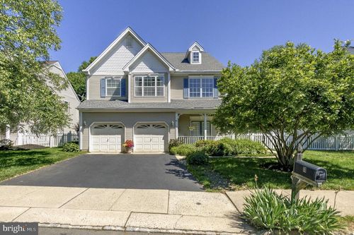 11 Holohan Dr, Plainsboro, NJ, 08536-2014 | Card Image