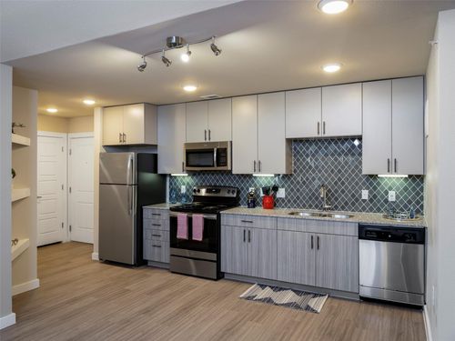 1800 N Interstate 35 Service Rd, Austin, TX, 73301 | Card Image