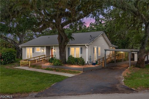 975 Caloosa Estates Dr, LABELLE, FL, 33935-3611 | Card Image