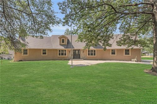 1105 Flicker Ave, Plattsburg, MO, 64477-9560 | Card Image