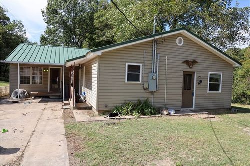 10693 Snavely Rd, Elm Springs, AR, 72762-4131 | Card Image