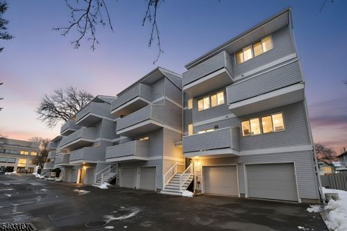 apt-4a-142 Main Ave, Passaic, NJ, 07055-5441 | Card Image