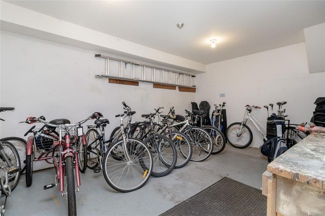 211 - 130 Sunningdale Rd E, Condo with 2 bedrooms, 1 bathrooms and 31 parking in Qualicum Beach BC | Image 28