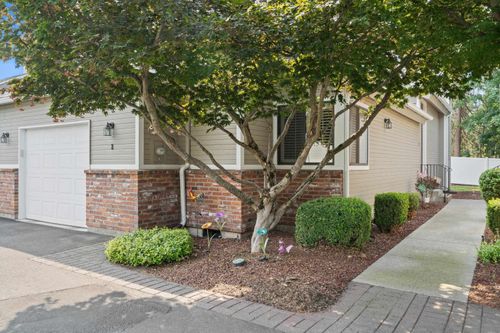 1218 E 30th Ave, Spokane, WA, 99203-3200 | Card Image
