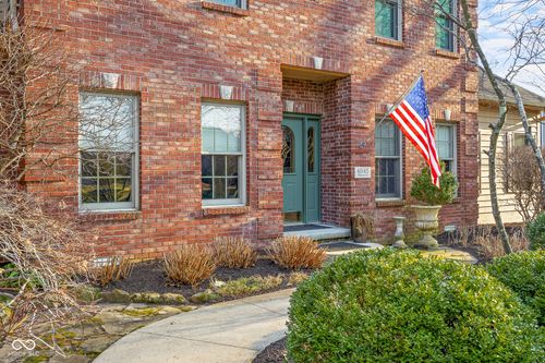 6045 Channel Dr, Columbus, IN, 47201-7588 | Card Image