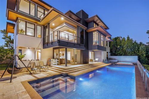 2960 Laola Pl, Honolulu, HI, 96813-1039 | Card Image