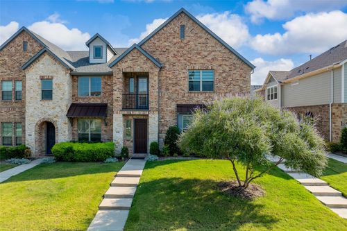 2618 Dodson St, Garland, TX, 75042-4023 | Card Image