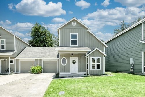 1006 E 3rd St, Georgetown, TX, 78626-5157 | Card Image