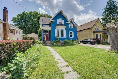 83 Concession St, Cambridge, ON, N1R2H2 | Card Image