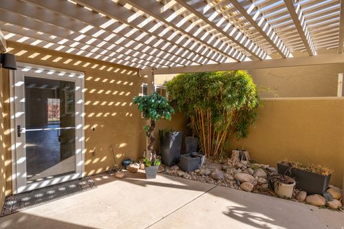 648 W Hale Ave, Moab, UT, 84532-2093 | Card Image