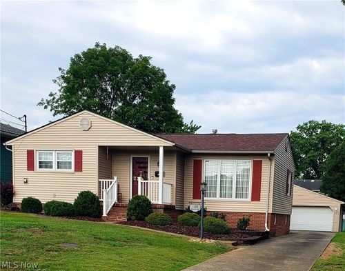 2309 Harrison Ave, Parkersburg, WV, 26104-2853 | Card Image