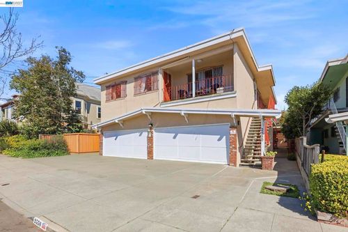 2550 Damuth St, Oakland, CA, 94602-3043 | Card Image
