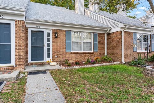 108 Farmstead Pl, Yorktown, VA, 23692-4756 | Card Image