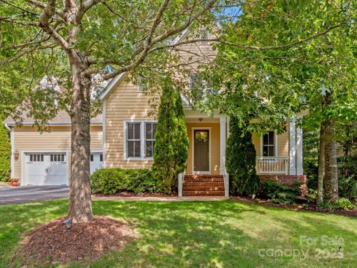 25 E Owl Creek Ln, Fairview, NC, 28730-8816 | Card Image