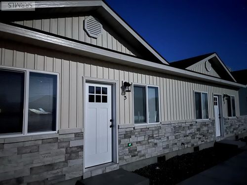 9-20-469 N 2400 E, Saint Anthony, ID, 83445-5753 | Card Image