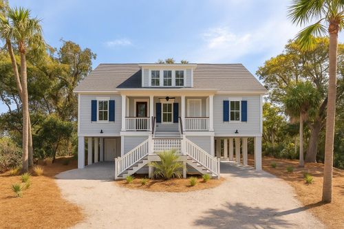806 Jungle Rd, Edisto Island, SC, 29438-3207 | Card Image