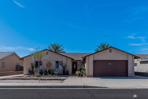 7247 E 25th St, Yuma, AZ, 85365-7871 | Card Image