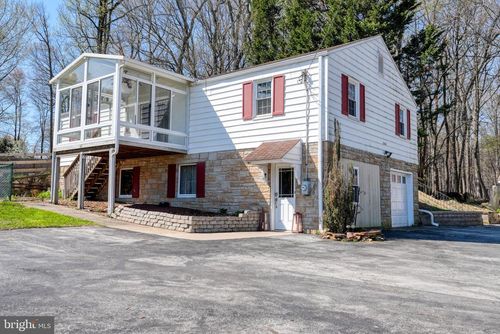 2512 Grandview Rd, COATESVILLE, PA, 19320-2130 | Card Image