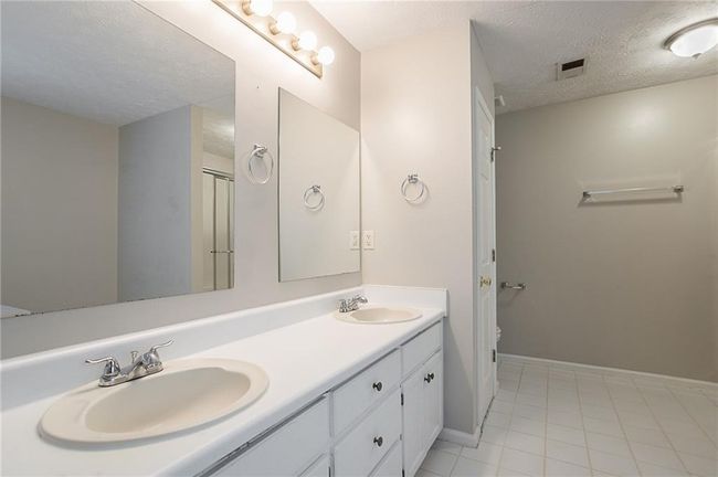2140 Deer Trl, House other with 3 bedrooms, 2 bathrooms and 4 parking in Suwanee GA | Image 21