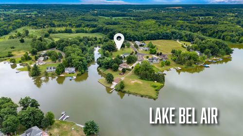 4801 Kim Dr, Hillsdale, MI, 49242-8746 | Card Image