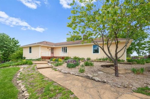 28639 Hospital Dr, Paola, KS, 66071-5403 | Card Image