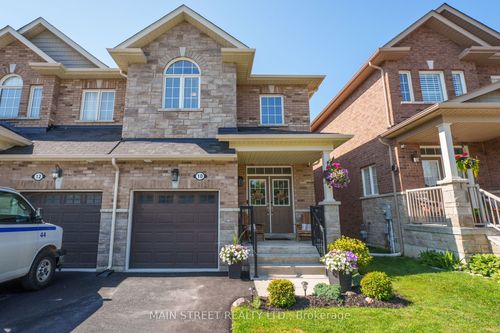 10 Prosser Cres, Sutton West, ON, L0E1R0 | Card Image
