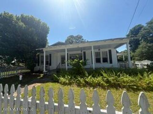 206 S Monroe St, Calhoun City, MS, 38916-9317 | Card Image