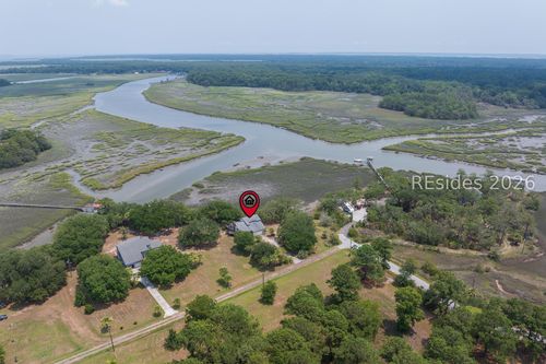 6 Locust Ln, Saint Helena Island, SC, 29920-3232 | Card Image